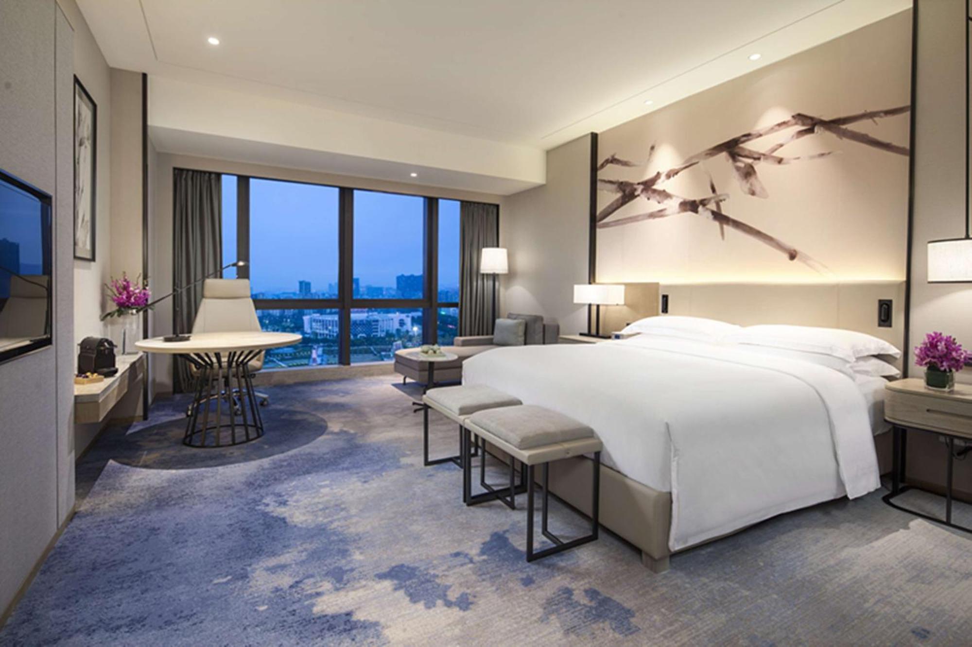 Doubletree By Hilton Hotel Shenzhen Longhua, Near Huawei, Foxcnn, Shenzhen North Railway, Uniwalk & Uniworld Shopping Mall, Sam'S Club Dış mekan fotoğraf