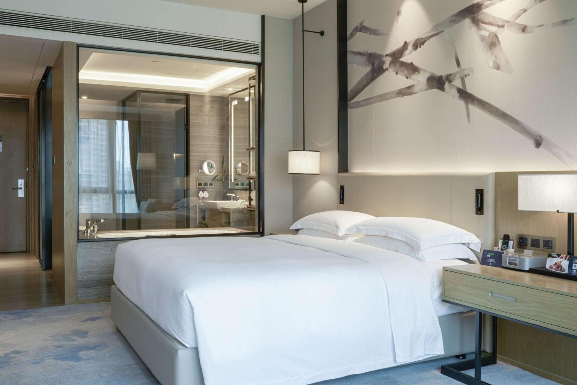 Doubletree By Hilton Hotel Shenzhen Longhua, Near Huawei, Foxcnn, Shenzhen North Railway, Uniwalk & Uniworld Shopping Mall, Sam'S Club Dış mekan fotoğraf